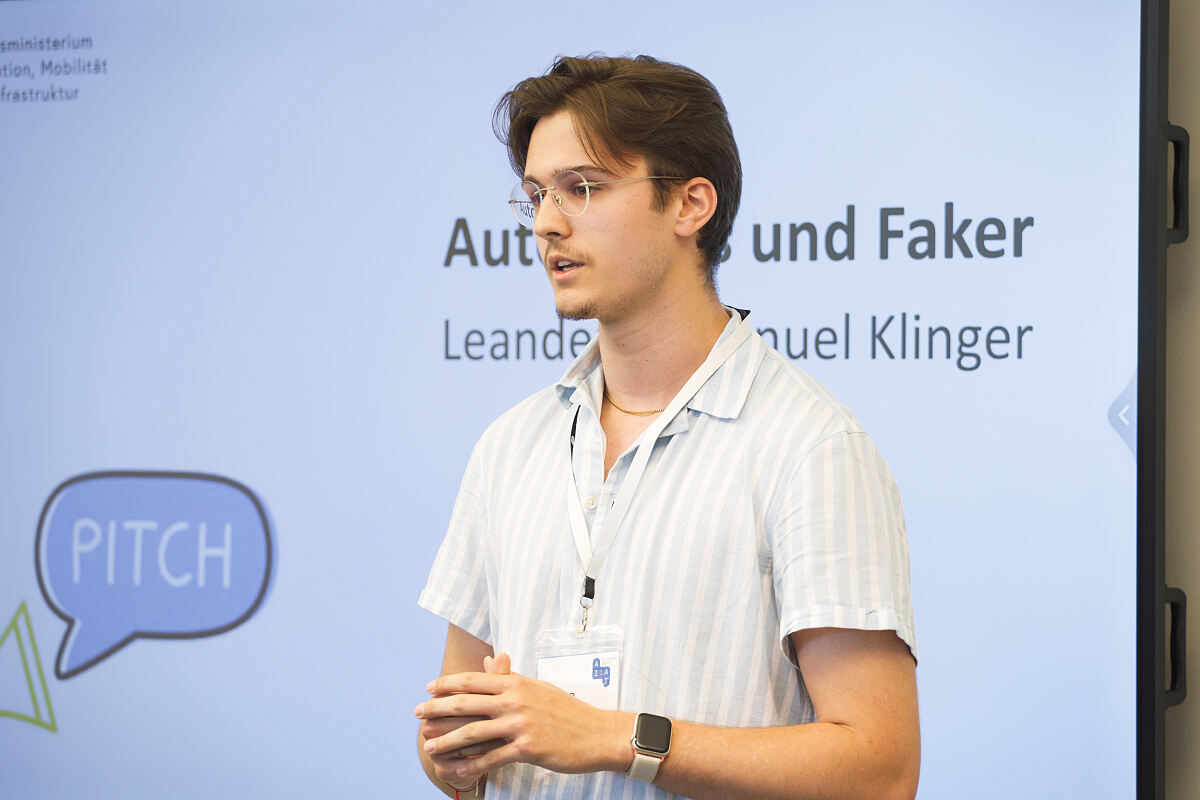Next Generation AI: Schüler:innen zeigen in der AI Factory Austria konkrete KI-Projekte