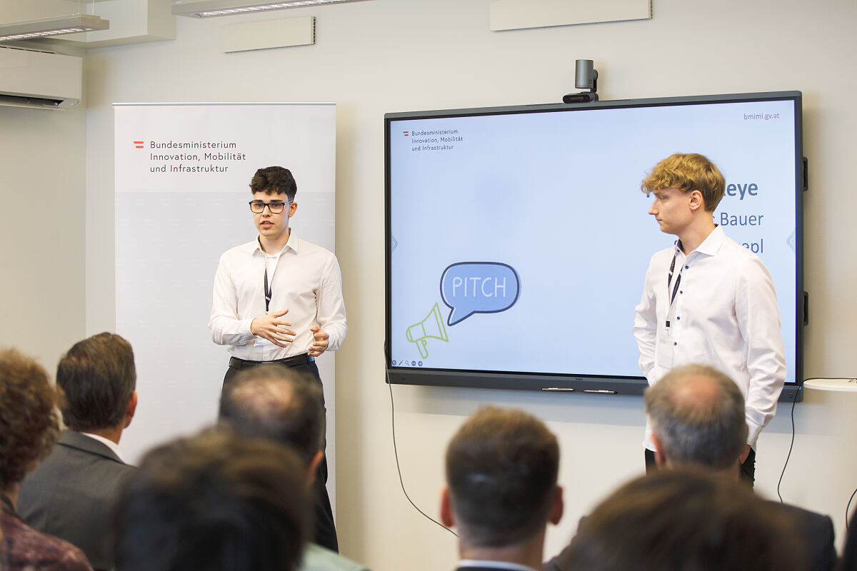 Next Generation AI: Schüler:innen zeigen in der AI Factory Austria konkrete KI-Projekte