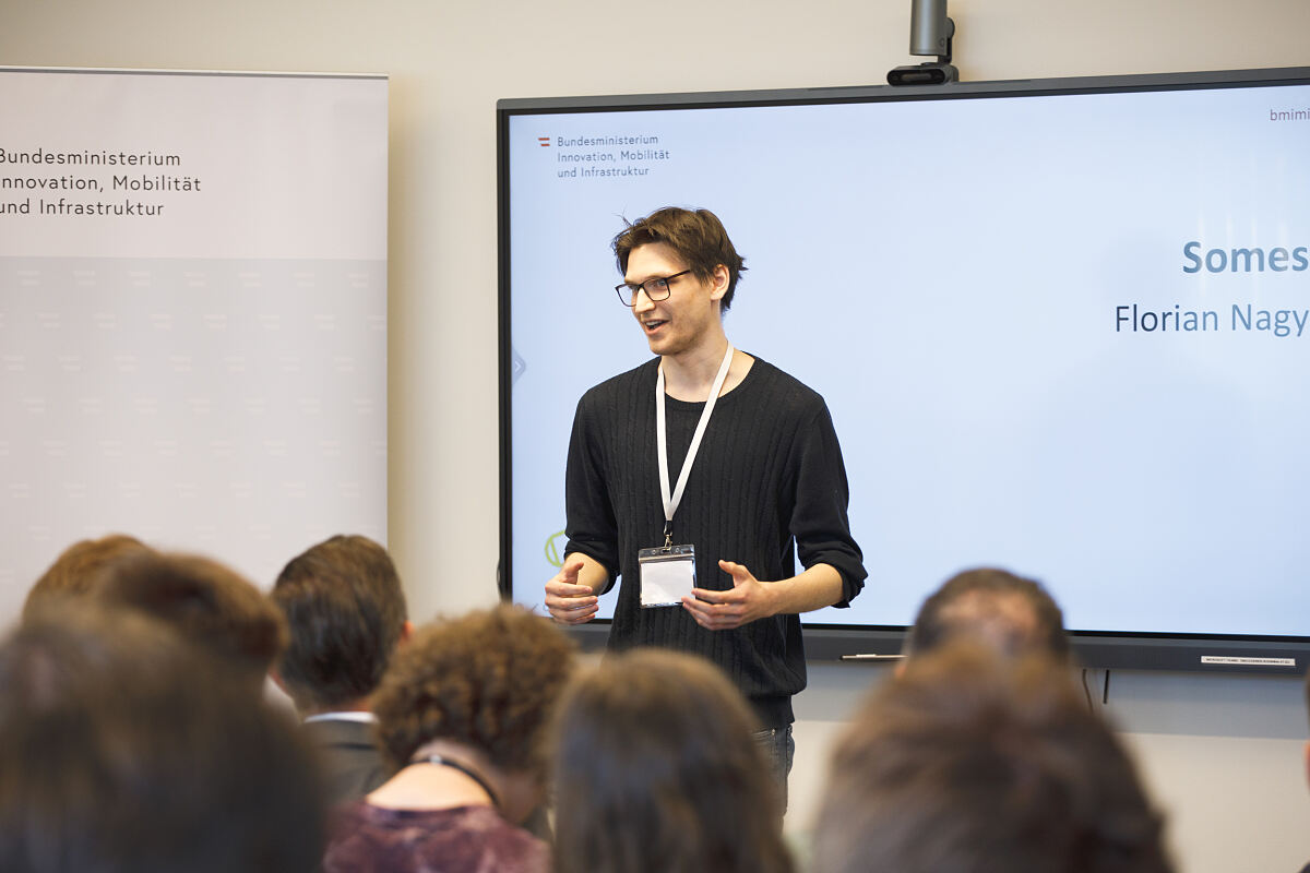 Next Generation AI: Schüler:innen zeigen in der AI Factory Austria konkrete KI-Projekte