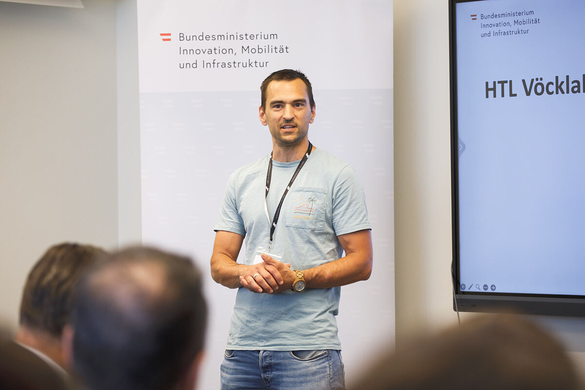 Next Generation AI: Schüler:innen zeigen in der AI Factory Austria konkrete KI-Projekte