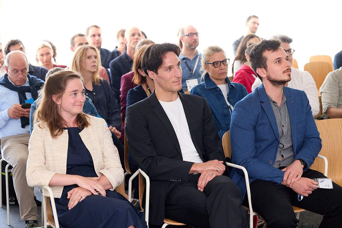 ÖAW-Delegation besucht AI Factory Austria AI:AT