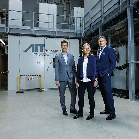 AIT Managing Directors: Alexander Svejkovsky, Brigitte Bach, Andreas Kugi
