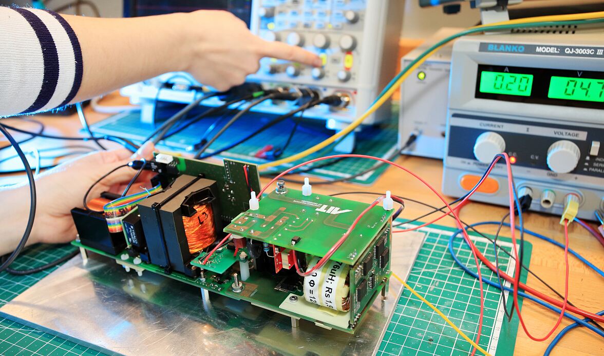 Gallium Nitrid Onboard Charger Prototyp